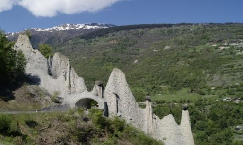 Zdjecie SZWAJCARIA / Valais / Euseigne / Erdpiramiden