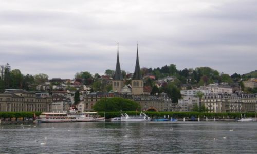 Zdjecie SZWAJCARIA / Kanton Lucerna / Lucerna Od strony Jeziora Czterech Kantonw / Spacerek po Lucernie
