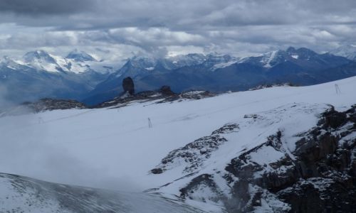 Zdjecie SZWAJCARIA / Vaud / Glacier 3000 / Widok z lodowca 