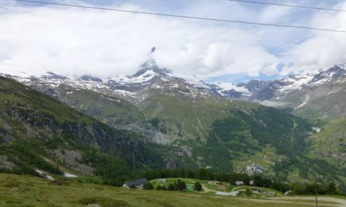 Zdjecie SZWAJCARIA / Szwajcaria / Zermatt / pierwsze spojrzenie na Matterhorn za woalem chmur