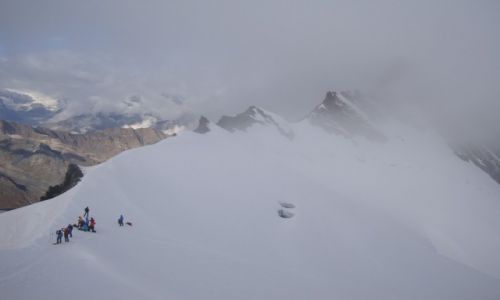 Zdjęcie SZWAJCARIA / Alpy Pennińskie / Szlak na Allalinhorn. / Przerwa w drodze.