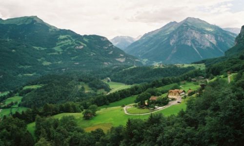 Zdjecie SZWAJCARIA / Walis / Andermatt / Dolina szwajcarska