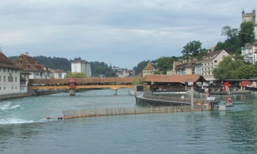 Zdjcie SZWAJCARIA / Kanton Lucerna / Lucerna / Jaz na rzece Reuss