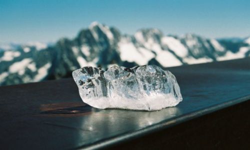 Zdjecie SZWAJCARIA / Alpy / Chamonix / Kropla lodu