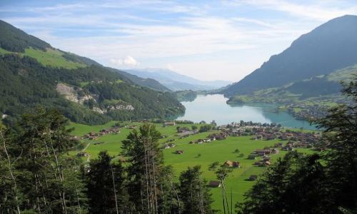 Zdjecie SZWAJCARIA / Alpy Berneńskie  / Grindelwald / W drodze do Montreux