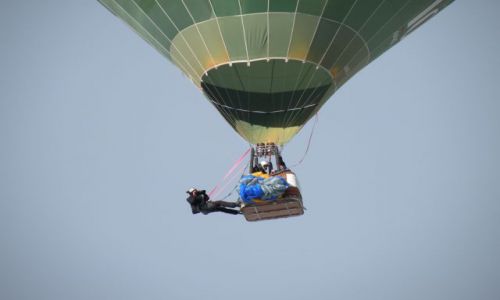 Zdjcie SZWAJCARIA / Kanton Vaud / Chteau d'Oex / Festiwal Balonowy w Chteau d'Oex
