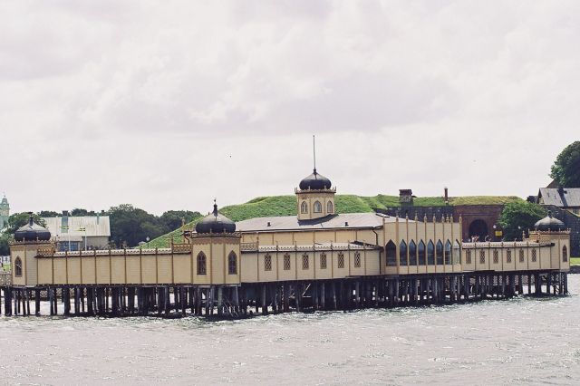 Zdjęcia: Varberg, Kattegat, Nietypowe molo, SZWECJA Zdjęcia: Varberg, Kattegat, Nietypowe molo, SZWECJA