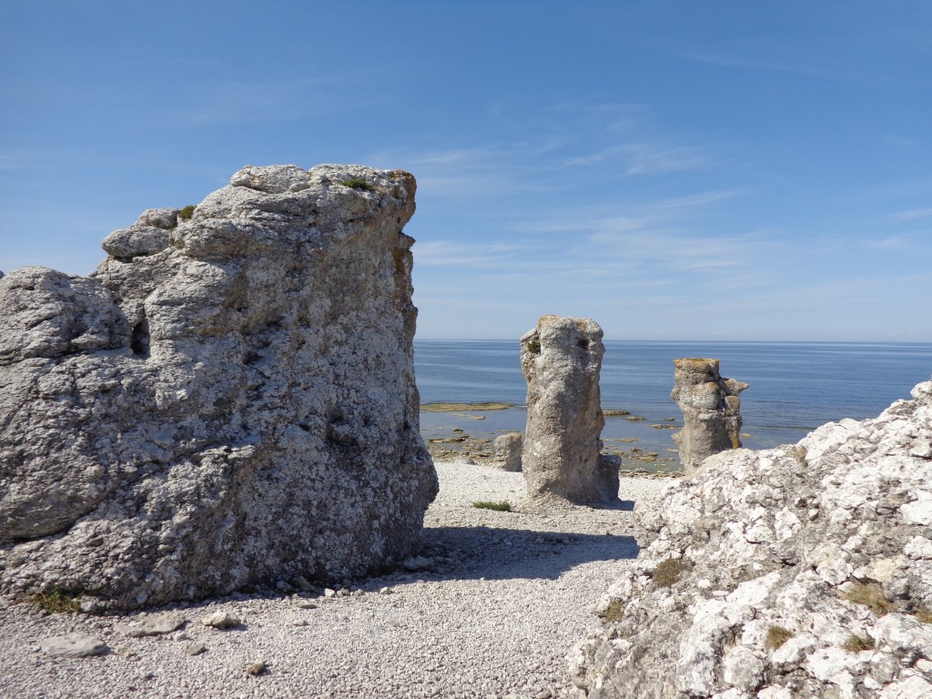 Zdjęcia: Północne wybrzeże wyspy., Faro, Rowerem po wyspach szwedzkich., SZWECJA Zdjęcia: Północne wybrzeże wyspy., Faro, Rowerem po wyspach szwedzkich., SZWECJA