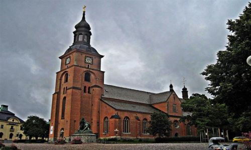 Zdjcie SZWECJA / DALARNA / FALUN / MIASTECZKO W DALARNIE