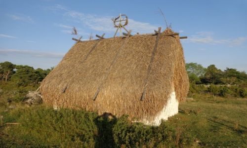 Zdjecie SZWECJA / Faro / Staroytna osada na wysepce. / Rowerem po wyspach szwedzkich.