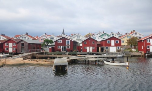 Zdjcie SZWECJA / Vastra Gotaland / Smgen / Drewniana architektura Smgen