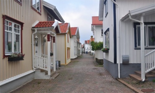 Zdjcie SZWECJA / Vastra Gotaland / Lysekil / Uliczki w Lysekil