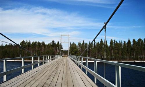 Zdjecie SZWECJA / VASTERBOTTEN-LAPONIA / UMGRANSELE / WISZCY MOST