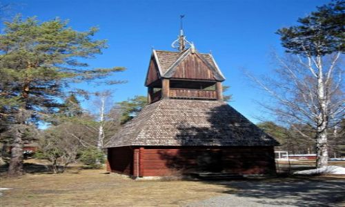 Zdjcie SZWECJA / VASTERBOTTEN-LAPONIA / LYCKSELE / ZABYTKOWA DZWONNICA