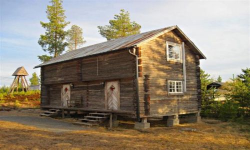 Zdjecie SZWECJA / VASTERBOTTEN-LAPONIA / LYCKSELE / KEMPING Z HISTORI W TLE
