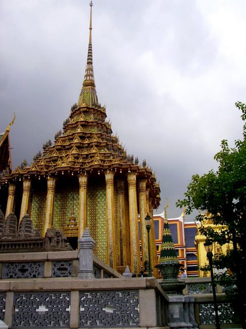 Zdjęcia: zespól Pałacowo-świątynny, Bangkok, "koronkowa" robota, TAJLANDIA Zdjęcia: zespól Pałacowo-świątynny, Bangkok, "koronkowa" robota, TAJLANDIA