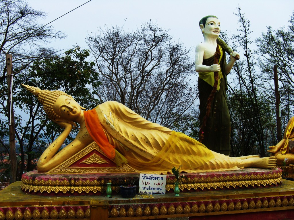 Zdjęcia: Wat Phra Yai, Pattaya, Na wzgórzu Wielkiego Buddy, TAJLANDIA Zdjęcia: Wat Phra Yai, Pattaya, Na wzgórzu Wielkiego Buddy, TAJLANDIA