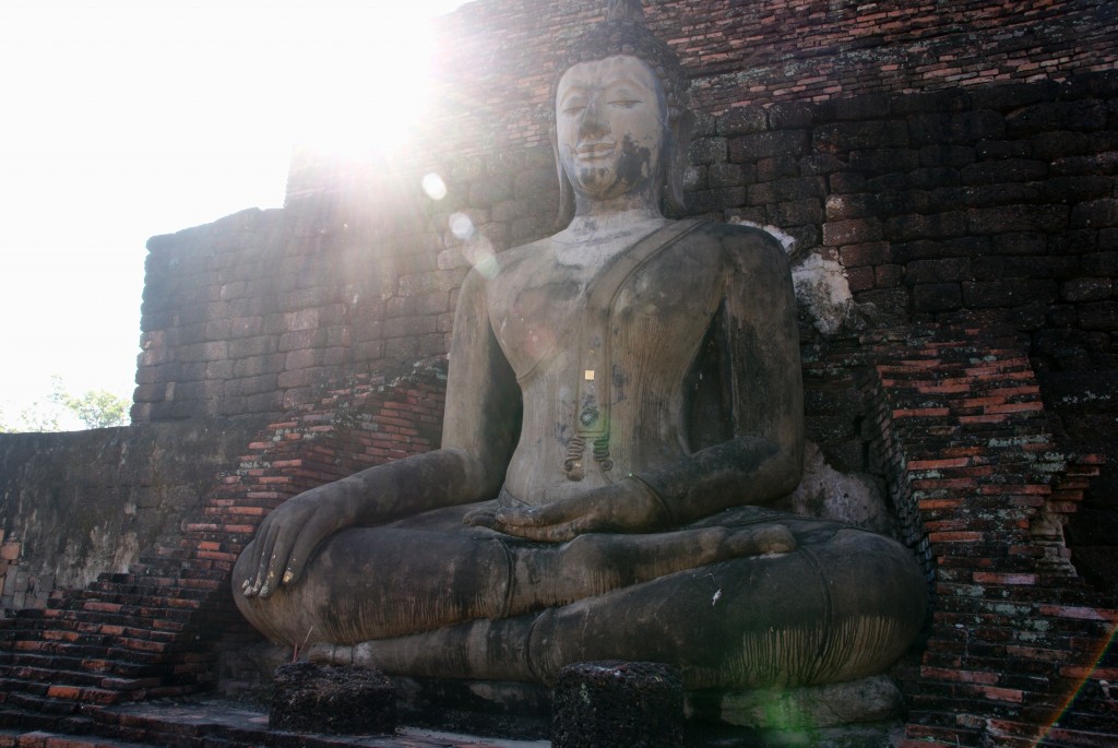 Zdjęcia: Sukhothai, Tailandia, Budda o wschodzie, TAJLANDIA Zdjęcia: Sukhothai, Tailandia, Budda o wschodzie, TAJLANDIA