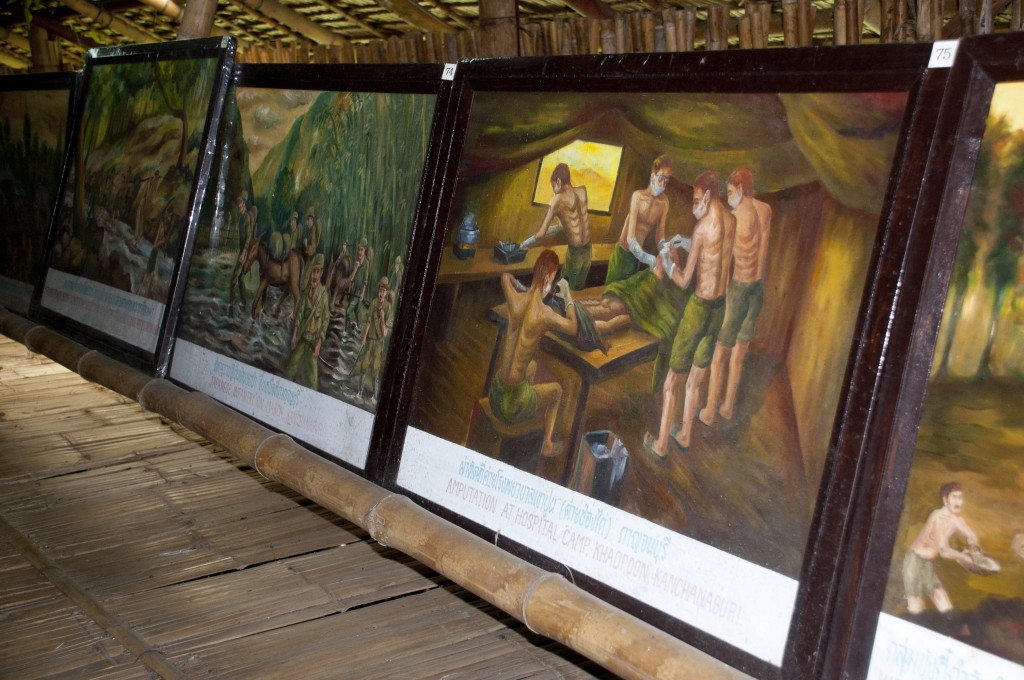 Zdjęcia: Kanchanaburi, Kanchanaburi, Obrazy w Muzeum Wojennym JEATH, TAJLANDIA Zdjęcia: Kanchanaburi, Kanchanaburi, Obrazy w Muzeum Wojennym JEATH, TAJLANDIA