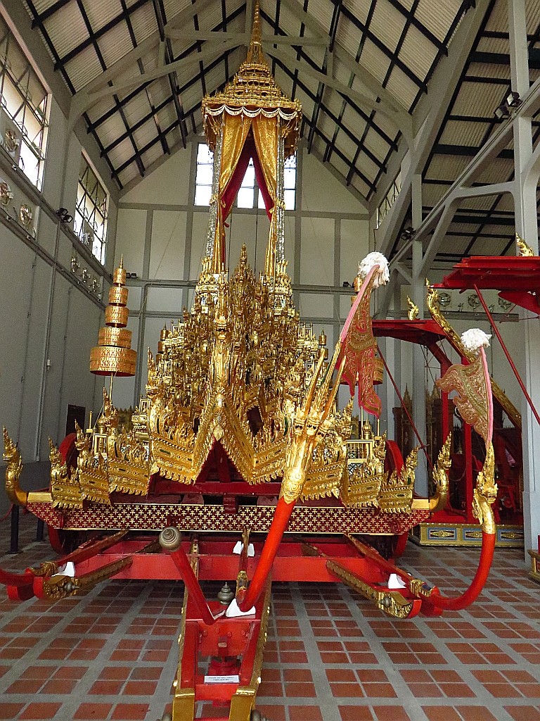 Zdjęcia: Muzeum Narodowe, Bangkok, powóz królewski, TAJLANDIA Zdjęcia: Muzeum Narodowe, Bangkok, powóz królewski, TAJLANDIA