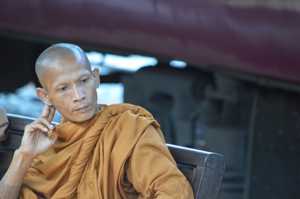 Zdjęcia: Bangkok, Bangkok, Mnich, TAJLANDIA Zdjęcia: Bangkok, Bangkok, Mnich, TAJLANDIA