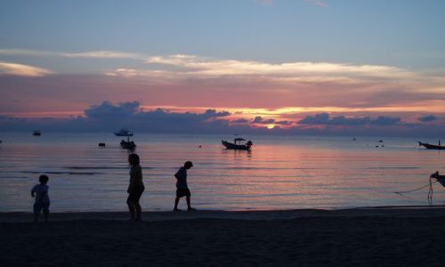 Zdjęcie TAJLANDIA / Archipelag Ko Samui / Ko Tao / Ko Tao wieczorem