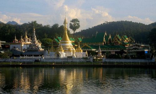 Zdjecie TAJLANDIA / Mae Hong Son, pnocno wschodnia Tajlandia / Mae Hong Son / Wat Chonh Klang, Mae Hong Son, Tajlandia
