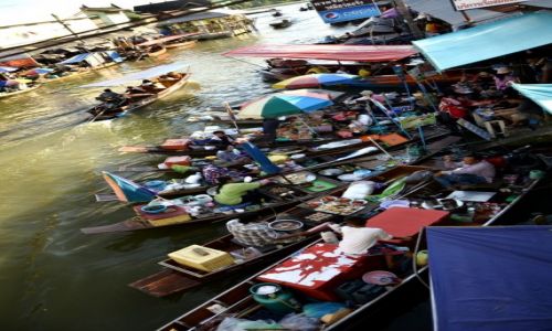 Zdjcie TAJLANDIA / Mae Klong / Amphawa / Pywajcy targ