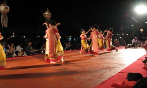 Zdjecie TAJLANDIA / Chiang Mai / Chiang Mai / przedstawienie