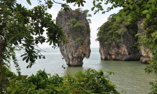 Zdjecie TAJLANDIA / ZATOKA PHANG NGA / KO TAPU / WOKӣ WYSPY JAMESA BONDA