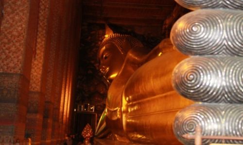 Zdjecie TAJLANDIA / Bangkok / Wat Pho / Reclining Buddha