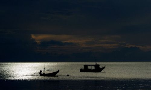 Zdjecie TAJLANDIA / Koh Phangan / Koh Phangan / O wschodzie soca