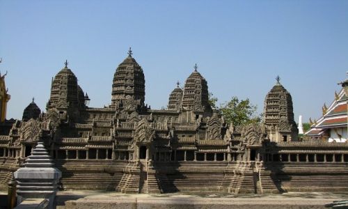 Zdjcie TAJLANDIA / Bangkok / Bangkok / Wat Phra Kao model Angkor Watu