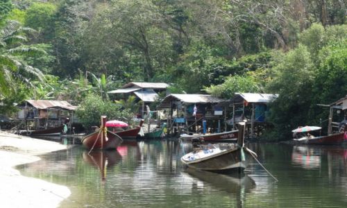 Zdjęcie TAJLANDIA / Phuket / Patong / Z wizyta u rybakow