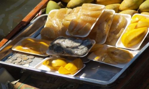Zdjcie TAJLANDIA / - / Amphawa / Owocowe pysznosci na targu