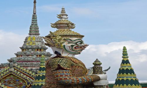 Zdjecie TAJLANDIA / Bangkok / witynia Szmaragdowego Buddy / Gigant na stray wityni,,,