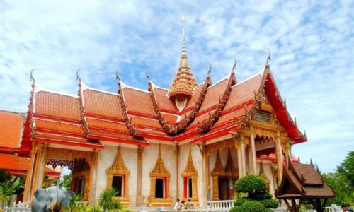 Zdjecie TAJLANDIA / Phuket / Wat Chelong / Azja wypisana na cianach 