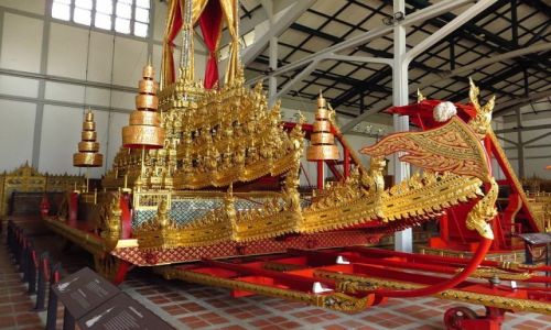 Zdjcie TAJLANDIA / Bangkok / Muzeum Narodowe / powz krlewski