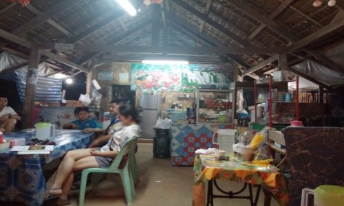 Zdjcie TAJLANDIA / Krabi / Koh Lanta, Klong Khong / Rodzinna restauracyjka na Lancie