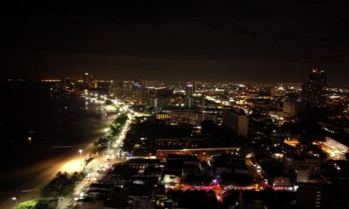 Zdjecie TAJLANDIA / Wschodnie wybrzee / Pattaya / Pattaya noc