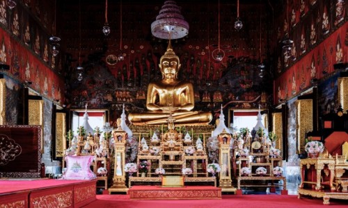 Zdjecie TAJLANDIA / - / Bangkok / Wednesday Buddha Temple