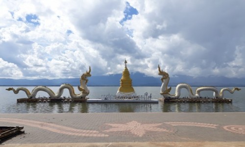 Zdjecie TAJLANDIA / Phayao / Kwan Phayao / Smoki Phayao 