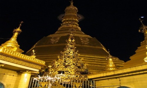 Zdjcie MYANMAR / Yangon / Yangon / Sule Paya - detal architektoniczny