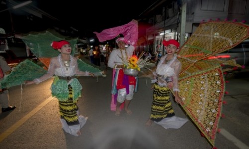 Zdjcie TAJLANDIA / Khun Yuam / Khun Yuam / Loy Krathong