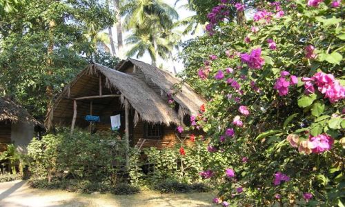Zdjcie TAJLANDIA / ko chang / lonely beach / mieszkanko