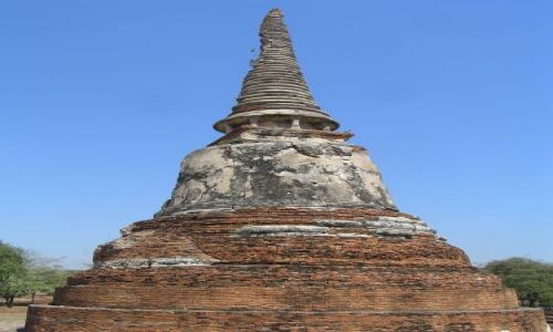 Zdjęcie TAJLANDIA / Ajutthaja /  Wat Phra Mahathat / stupa