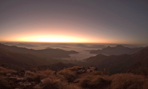 Zdjecie TAJLANDIA / Chiang Rai  / Phi Chi Fa / Phu Chi Fa 