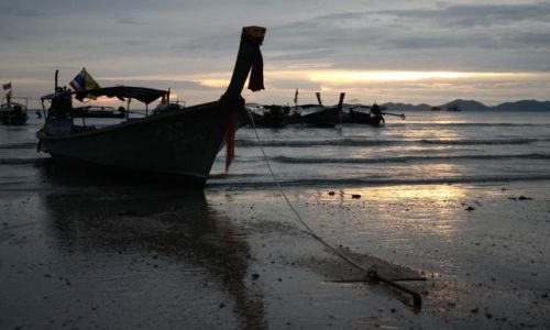 Zdjecie TAJLANDIA / Krabi / Krabi / zachod slonca w Krabi