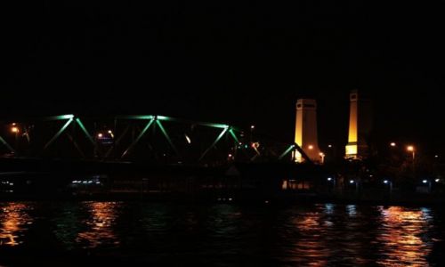 Zdjęcie TAJLANDIA / brak / most na rzece Chao Praya / Bangkok nocą 2