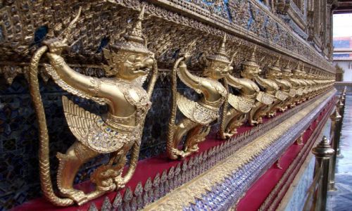 Zdjecie TAJLANDIA / Bangkok / Wat Phra Keo, witynia Szmaragdowego Buddy / ... caa armia stranikw...